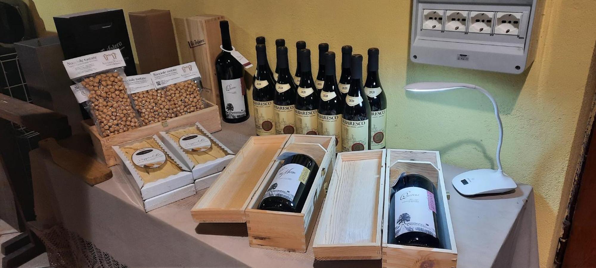 Ca Trifolera Barbaresco - Romantico Cascinale Con Antica Cantina Nel Cuore Delle Langhe - Degustazione Vini Nella Nostra Cantina エクステリア 写真